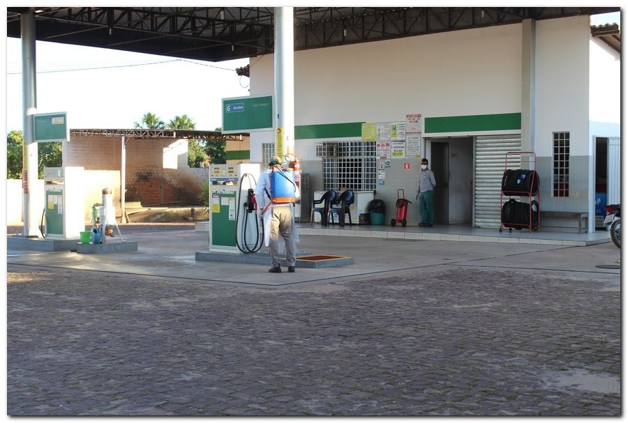 Agentes de Endemias realizam ações de higienização em Inhuma