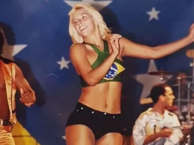 Flagrou Xanddy com homem? Leia polêmicas e curiosidades de Carla Perez - imagem 20273