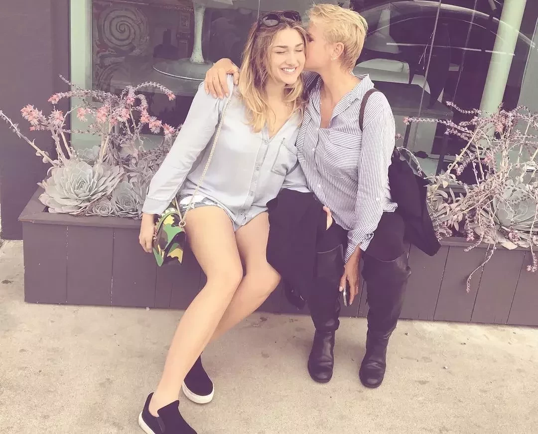 Confira mansão milionária onde Xuxa e Sasha estão passando quarentena - imagem 20271