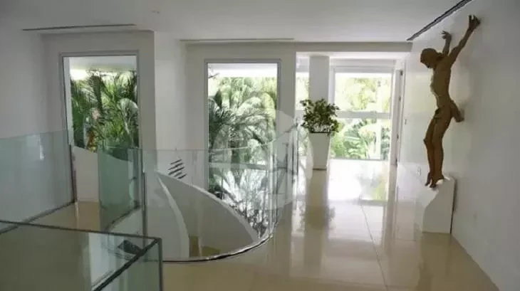 Confira mansão milionária onde Xuxa e Sasha estão passando quarentena - imagem 20269