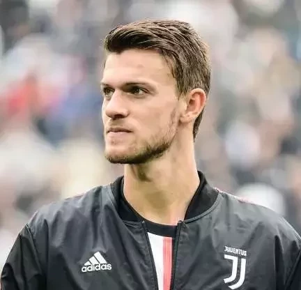 Saiba quem são os famosos que testaram positivo para o coronavírus - imagem 20588