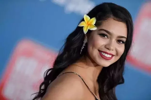 Saiba quem são os famosos que se assumiram LGBTQ+ em 2020  - imagem 20612