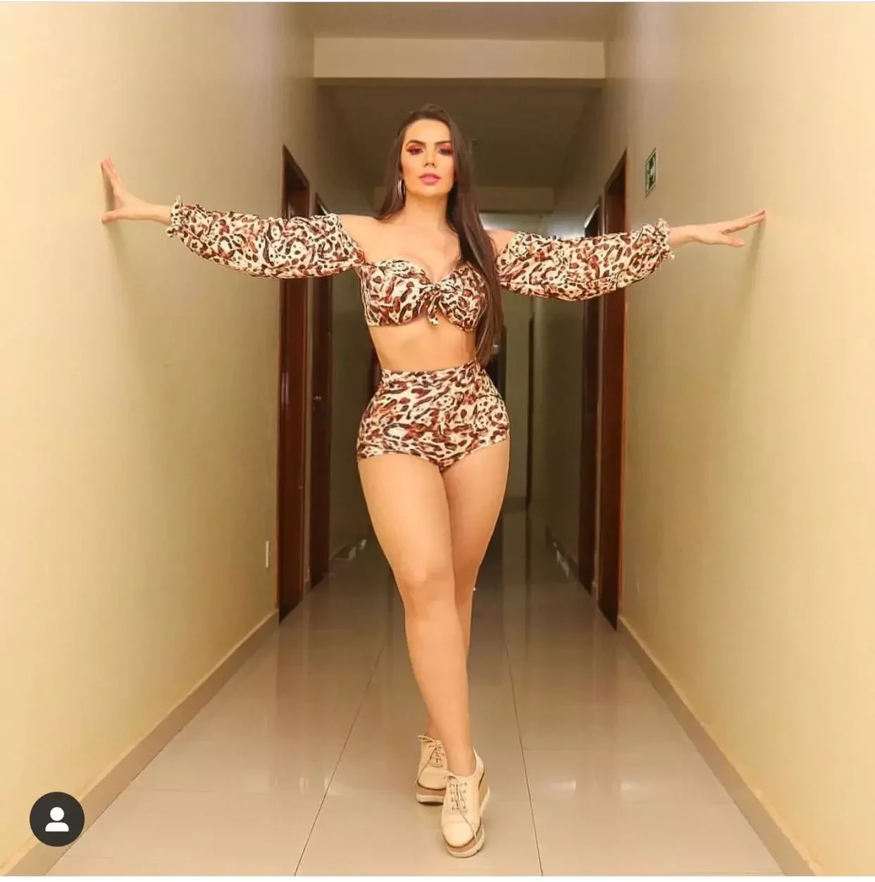 De tirar o fôlego!  Veja 10 fotos sensuais da cantora de forró Hannah - imagem 20657