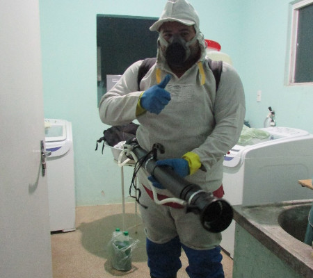 Prefeitura realiza pulverização na Unidade Mista