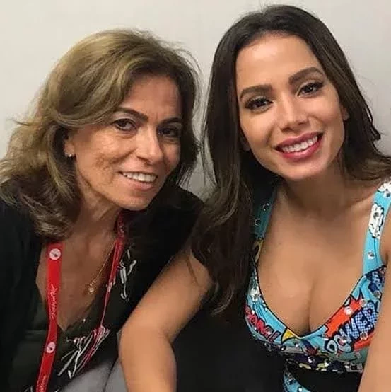 Saiba tudo sobre a treta envolvendo Anitta e Léo Dias  - imagem 20811