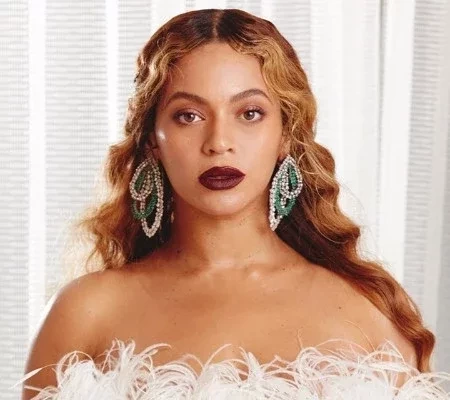 Saiba quem são os famosos que têm mau hálito e você nem imaginava 