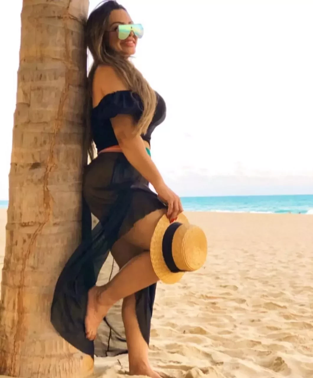  Veja 10 fotos da cantora Márcia Fellipe de biquíni com bumbum gigante - imagem 20030