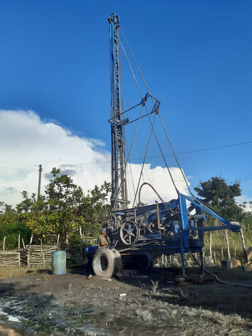 Prefeitura de Joaquim Pires inicia revitalização de estradas e constrói poço tubular na zona rural - Imagem 1