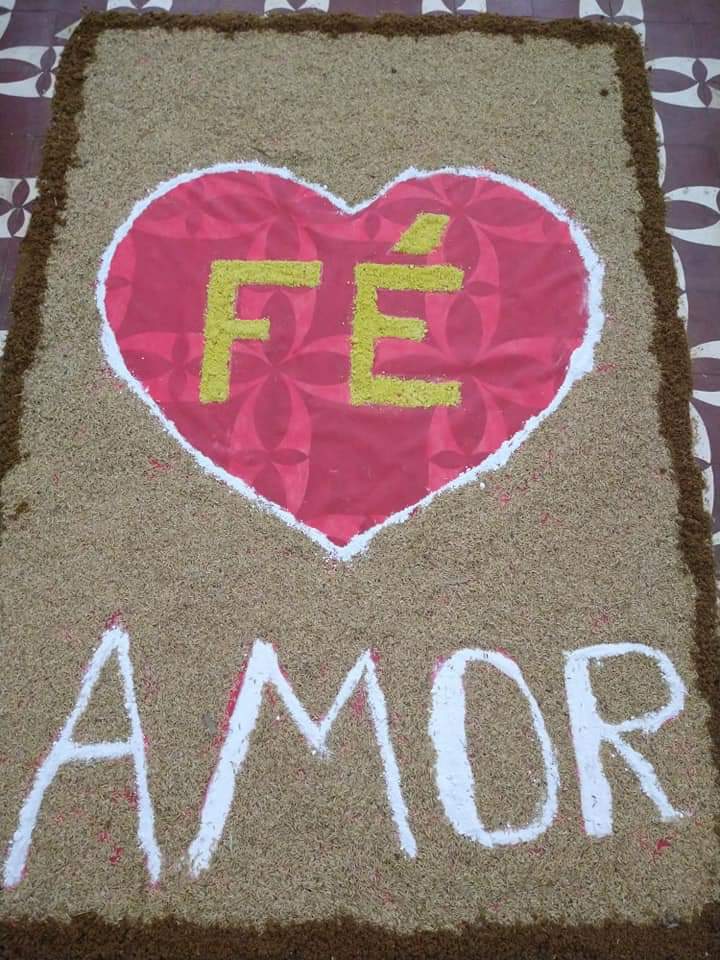 Tradição é mantida e Missa de Corpus Christi é celebrada em Monsenhor Gil - Imagem 8