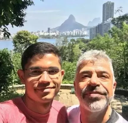 Veja os casais LGBTQ+ famosos que fazem a gente acreditar no amor - imagem 21826