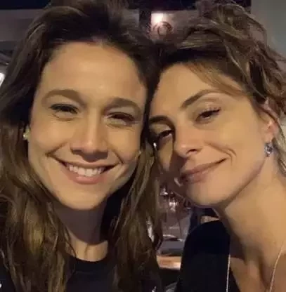 Veja os casais LGBTQ+ famosos que fazem a gente acreditar no amor - imagem 21817