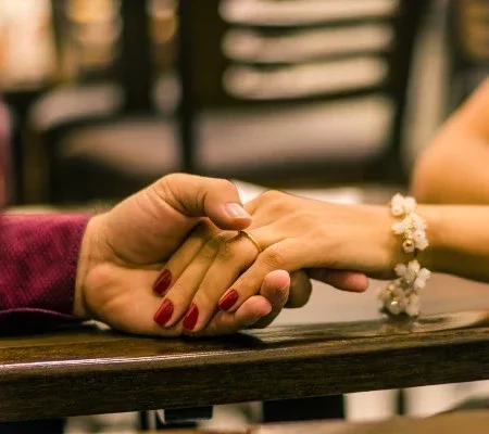 Veja como cada signo do zodíaco manipula o relacionamento amoroso