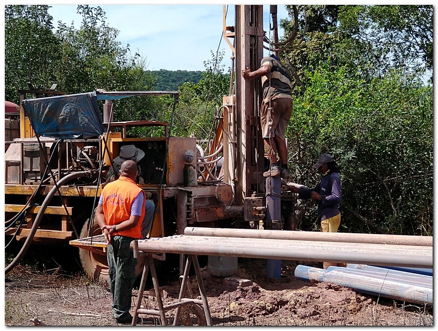 Chefe da Defesa Civil de Inhuma vistoria abastecimento de Água  - Imagem 3