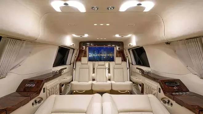 Marido de Gisele Bundchen decide vender carro exclusivo por R$ 1,6 mi - imagem 21182