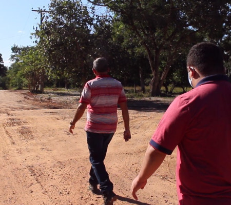 Vereadores fiscalizam a execução dos trabalhos em estradas rurais