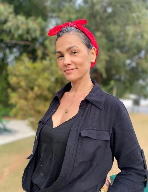 Suzana Alves, eterna Tiazinha, é a mais nova adepta dos fios brancos - imagem 21383