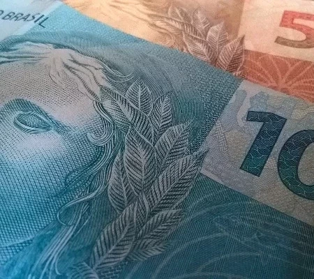 Confira os signos que vão se dar bem no trabalho e dinheiro em julho