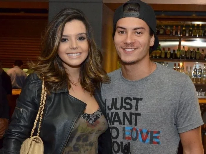 Saiba quais foram as famosas com quem Arthur Aguiar já se relacionou - imagem 23256