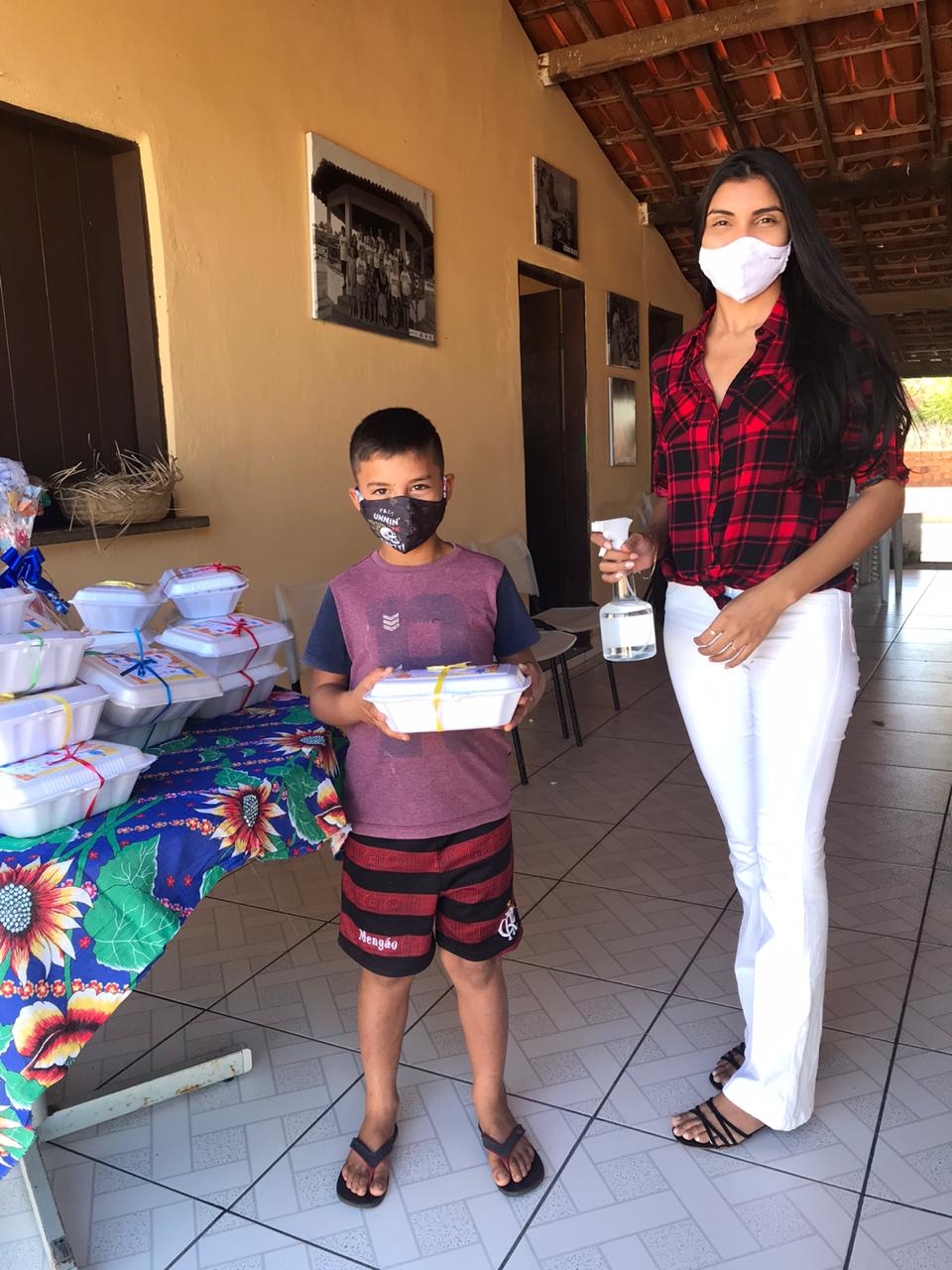 Secretaria municipal de assistência social de Jatobá do Piauí realiza o São João em casa - Imagem 15