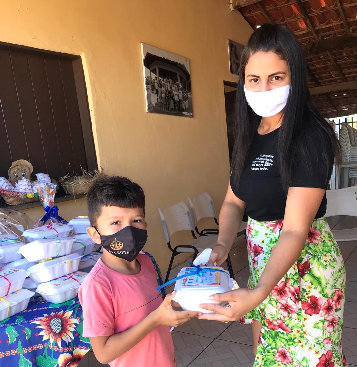 Secretaria municipal de assistência social de Jatobá do Piauí realiza o São João em casa - Imagem 17