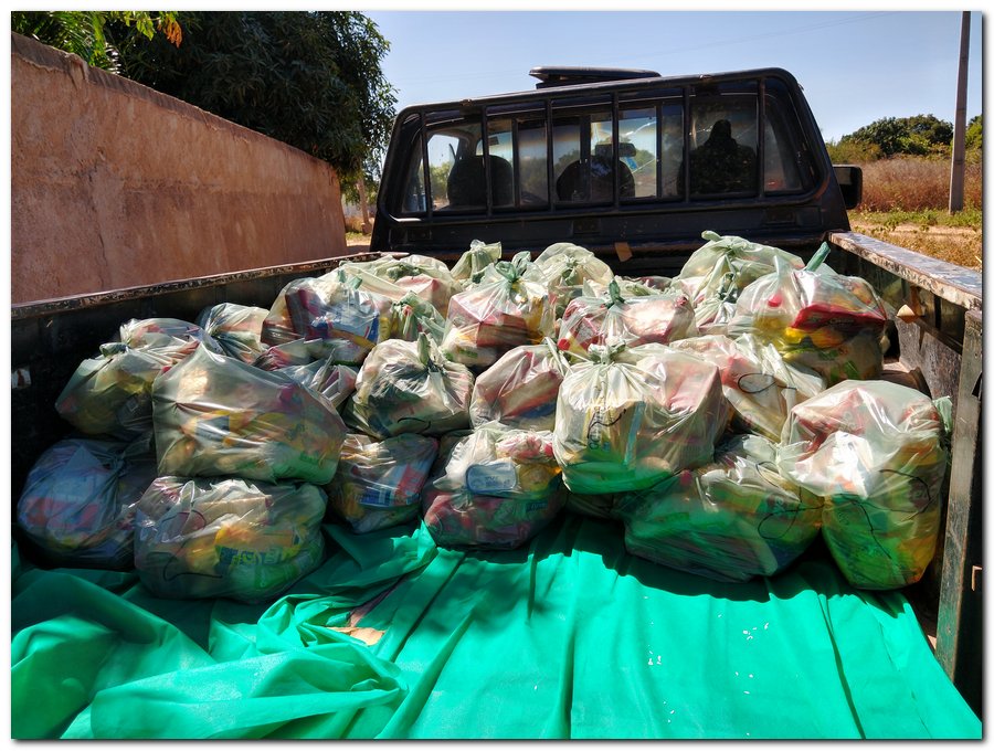Prefeitura de Inhuma e Secretaria de Educação entrega  Kits de Alimentação Escolar  - Imagem 15
