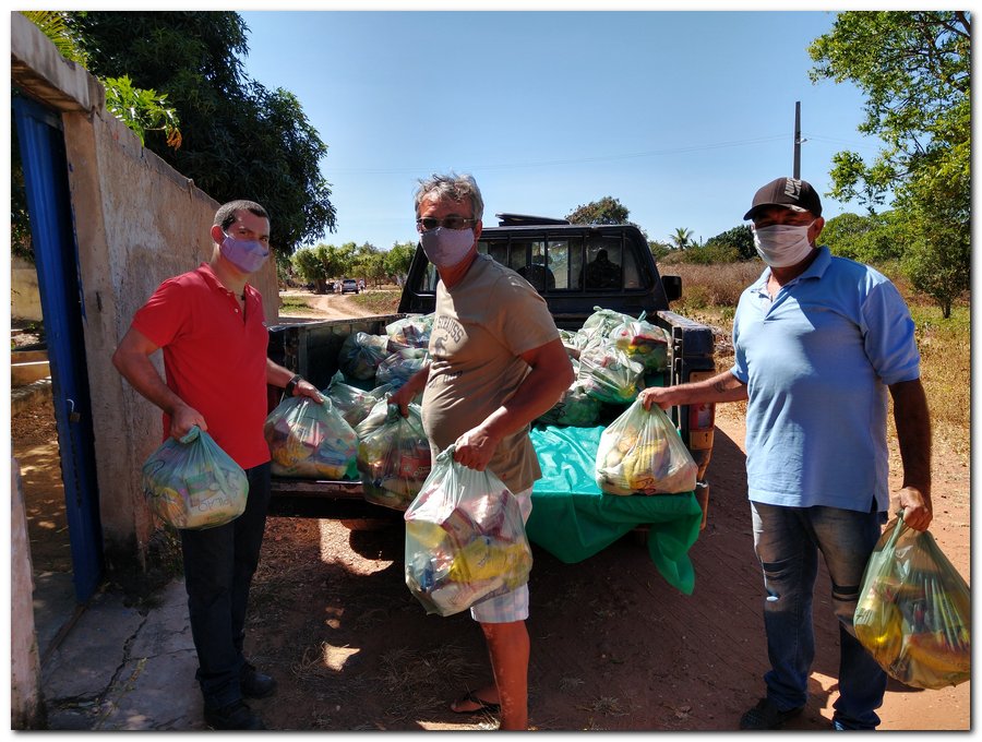 Prefeitura de Inhuma e Secretaria de Educação entrega  Kits de Alimentação Escolar  - Imagem 17