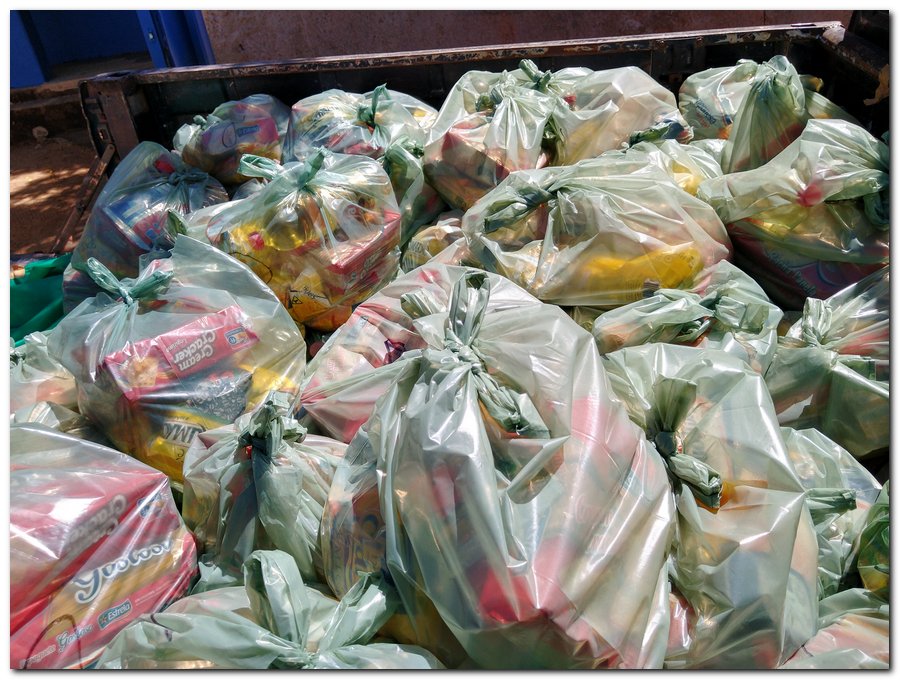 Prefeitura de Inhuma e Secretaria de Educação entrega  Kits de Alimentação Escolar  - Imagem 16