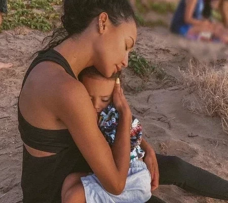 Atriz Naya Rivera tirou filho da água antes de se afogar, diz polícia