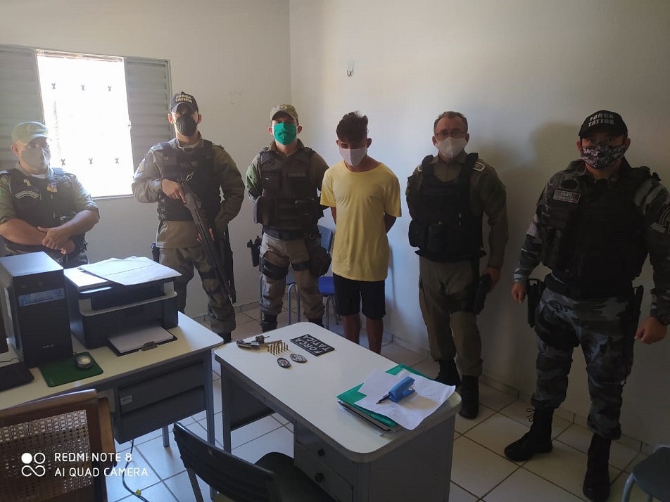Polícia Militar apreende moto e arma de fogo na zona rural de São João do Arraial - Imagem 7