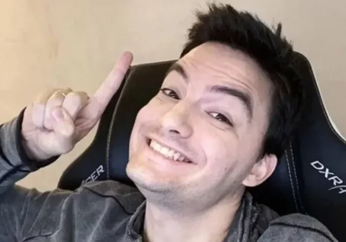 Além de Tiago Iorc, relembre famosos que tiveram nudes vazados na web - imagem 23546