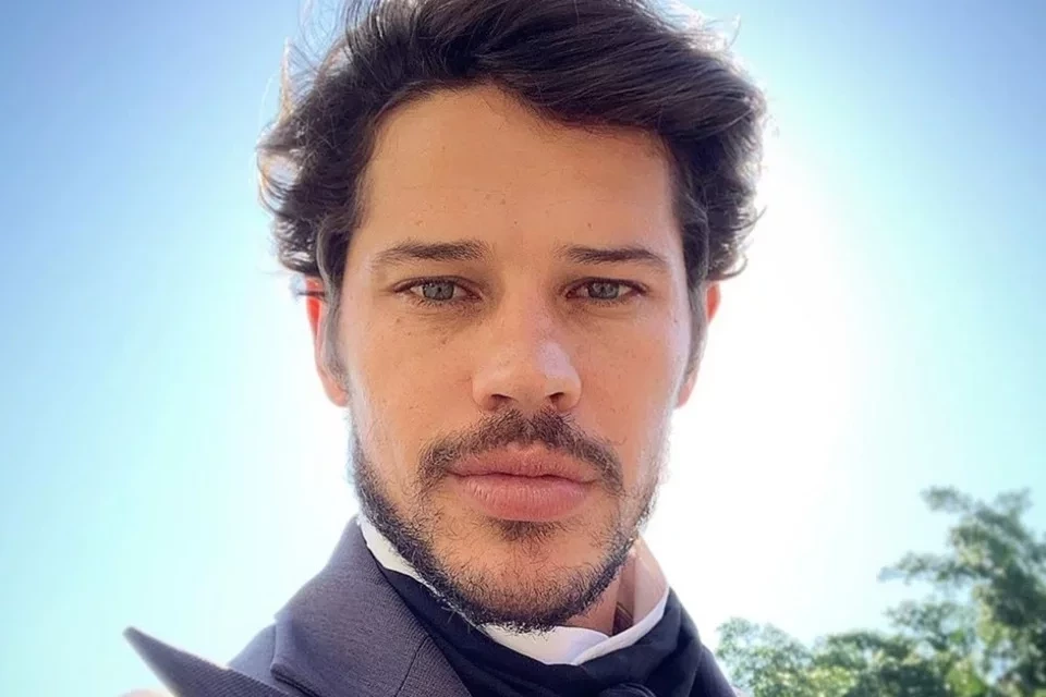 Além de Tiago Iorc, relembre famosos que tiveram nudes vazados na web - imagem 23538