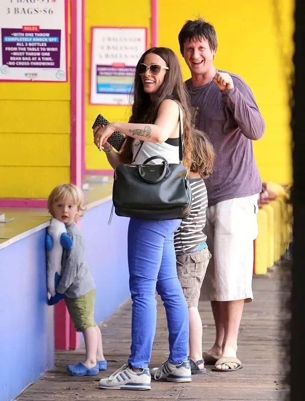  Conheça os famosos que têm irmãos gêmeos e você não sabia  - imagem 23648