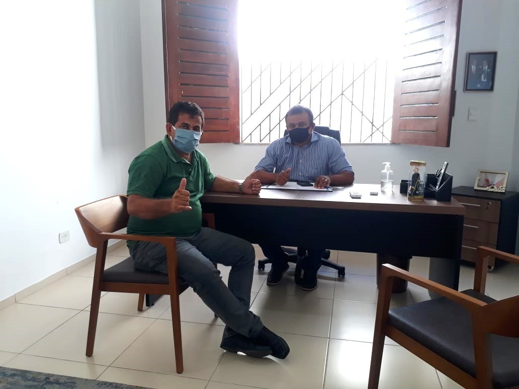 Prefeito Zé Carlos participa de encontro com o deputado federal Fábio Abreu