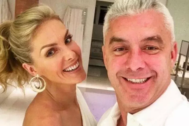 Saiba quem são e o que fazem os maridos anônimos das celebridades - imagem 23859