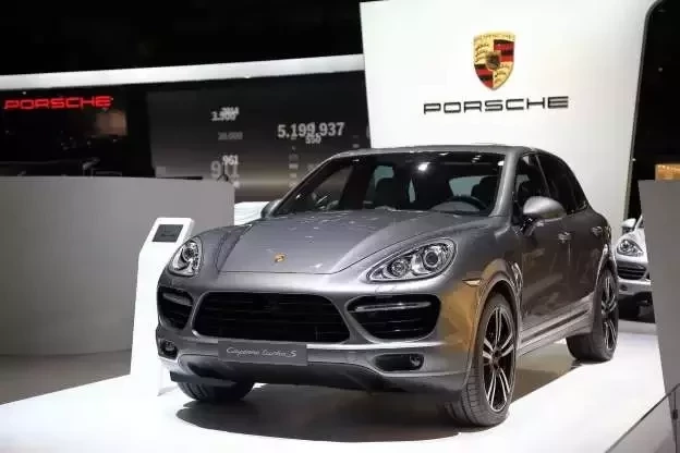 De populares a luxuosos: Conheça os primeiros carros das celebridades  - imagem 23941