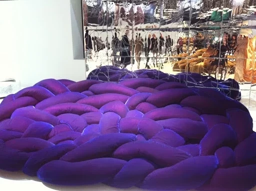 Cachorra de Bruno Gagliasso destrói sofá de grife de R$ 500 mil; fotos - imagem 24022