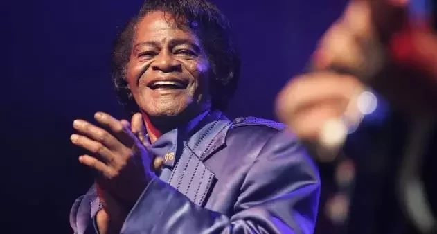 Relembre os famosos que ficaram bêbados e passaram vexame na televisão - imagem 24189