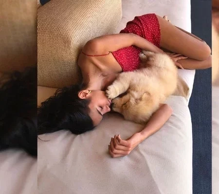 Bruna Marquezine viraliza ao mostrar sua casa de 890 m²; fotos!