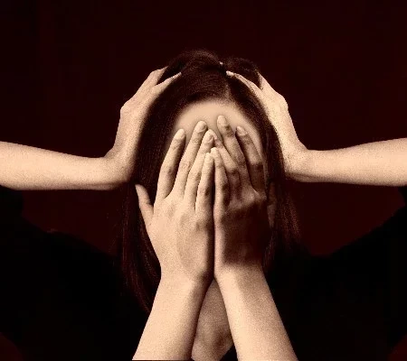 Descubra quais são os signos que não sabem mentir e se entregam  