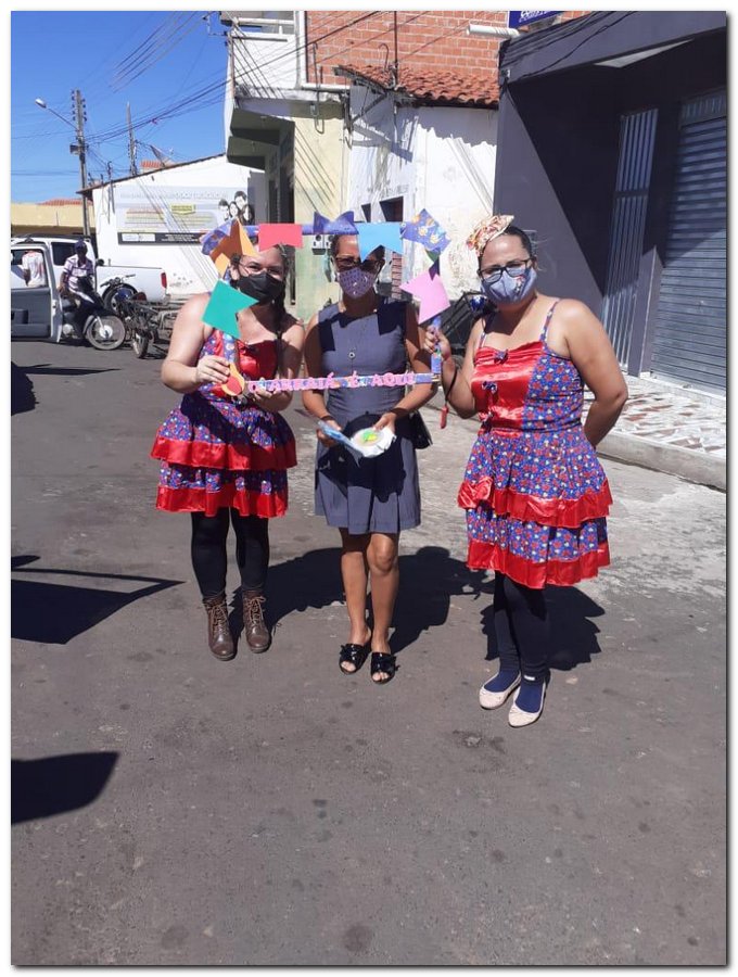 SEMTAC realiza festa junina para o Grupo da Melhor Idade  - Imagem 6