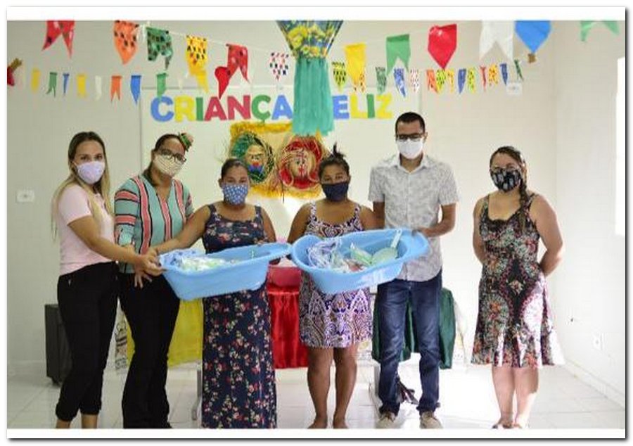 SEMTAC realiza entrega de enxovais - Imagem 4