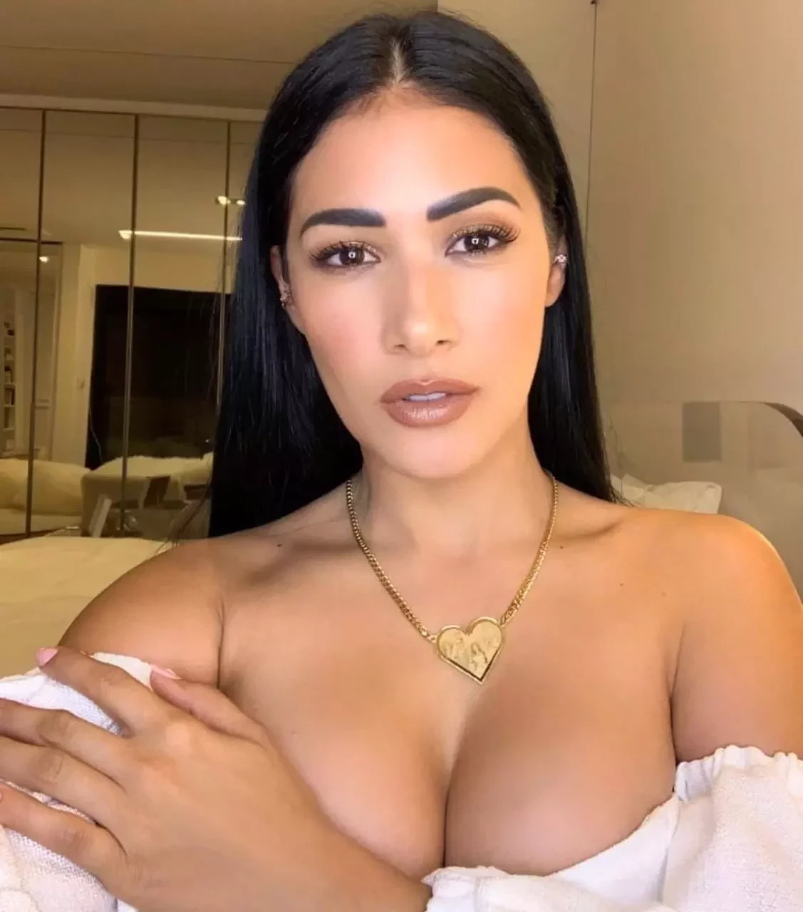 10 vezes que Simaria quebrou a internet com suas fotos sensuais - imagem 23143