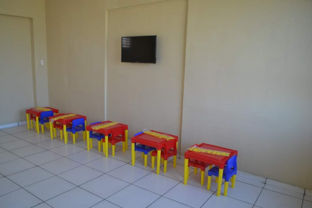 Escola Antônia Noronha, antigo Shopping, de cara nova. Mais um trabalho da prefeitura de Monsenhor Gil - Imagem 5