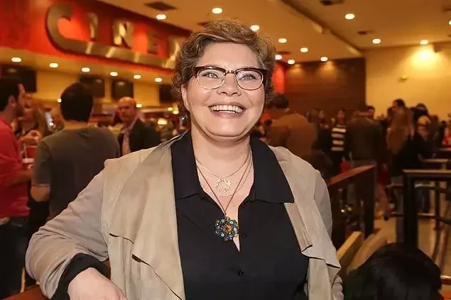 Ricas e discretas, saiba quem são as seis filhas do Silvio Santos - imagem 24655