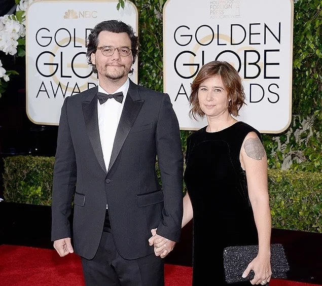 Saiba quem são os famosos que se casaram com seus fãs desconhecidos - imagem 25152