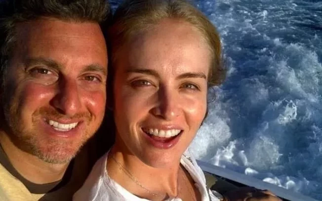 Conheça os famosos que vivem uma vida de luxo que é de cair o queixo  - imagem 25340