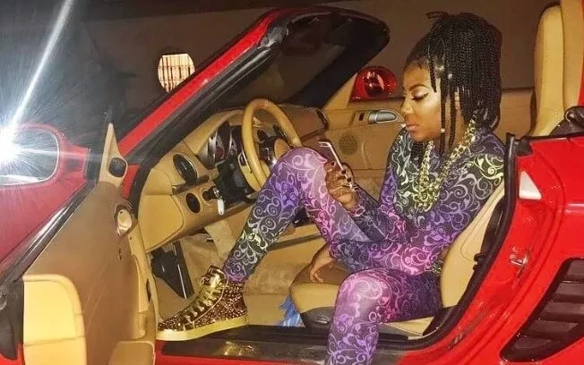 Conheça os famosos que vivem uma vida de luxo que é de cair o queixo  - imagem 25328