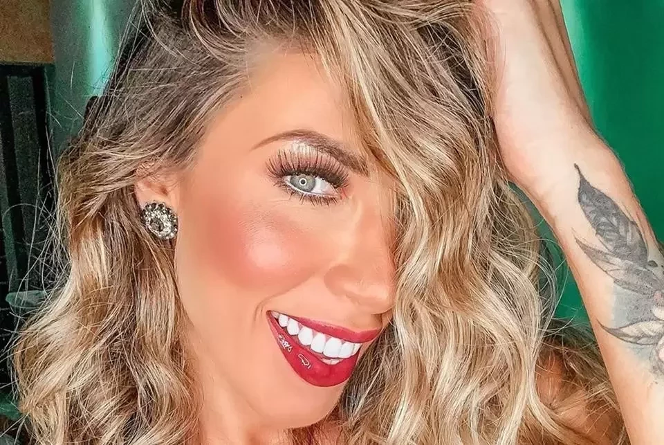 Veja fotos chocantes de Tati Minerato após lipo que quase a matou - imagem 25739