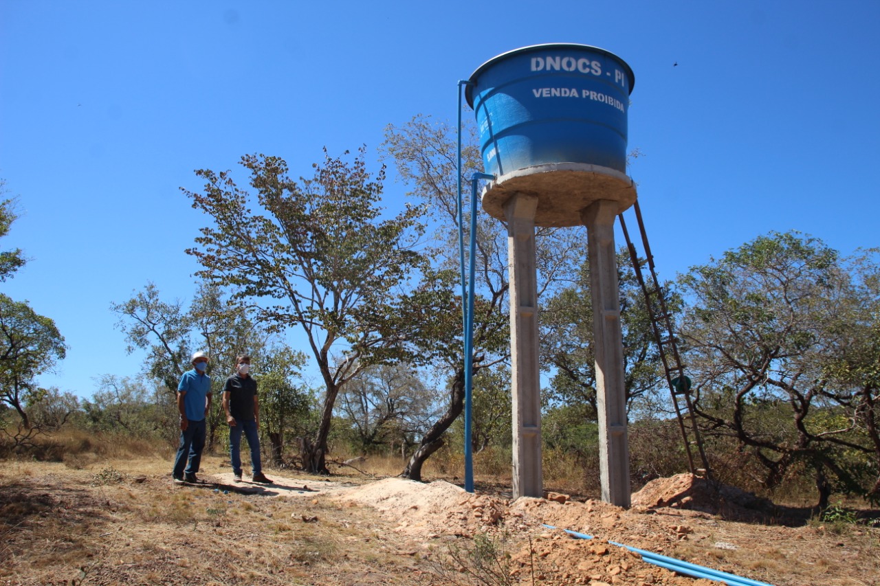 Prefeitura de Monsenhor Gil instala novos sistemas de abastecimento de água na zona rural do município e resolve problema histórico - Imagem 1
