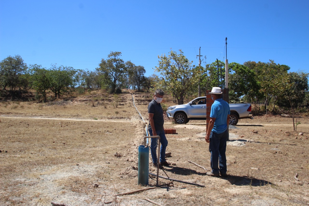 Prefeitura de Monsenhor Gil instala novos sistemas de abastecimento de água na zona rural do município e resolve problema histórico - Imagem 7